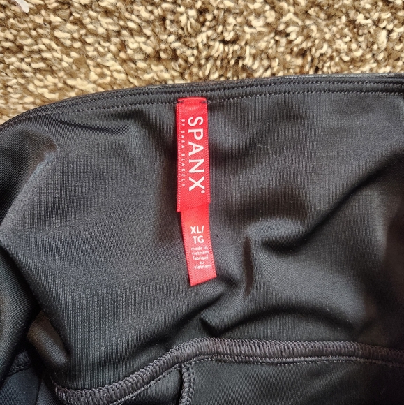 Spanx Faux Leather Black High Rise Leggings Size XL - Picture 4 of 7